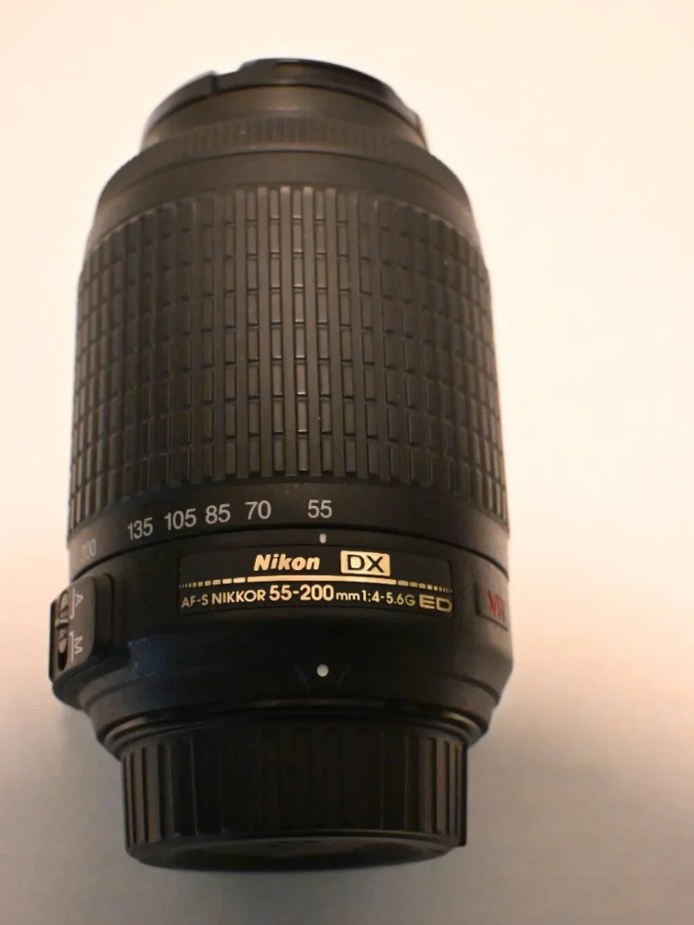 Nikon D5500 DSLR camera with 18-55 mm & 55-200 mm lenses. Many extras included.